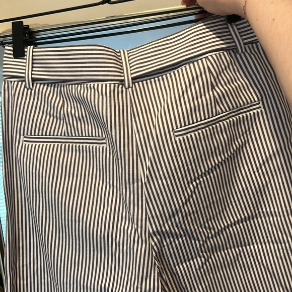 LOFT 8T striped pants with adjustable belt NWT - Picture 9 of 9